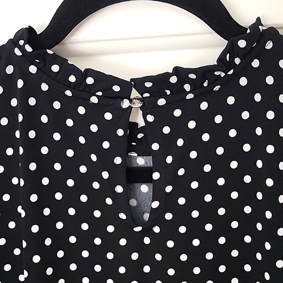 Cece Polka Dot 3/4 sleeve black and white blouse - Picture 4 of 6